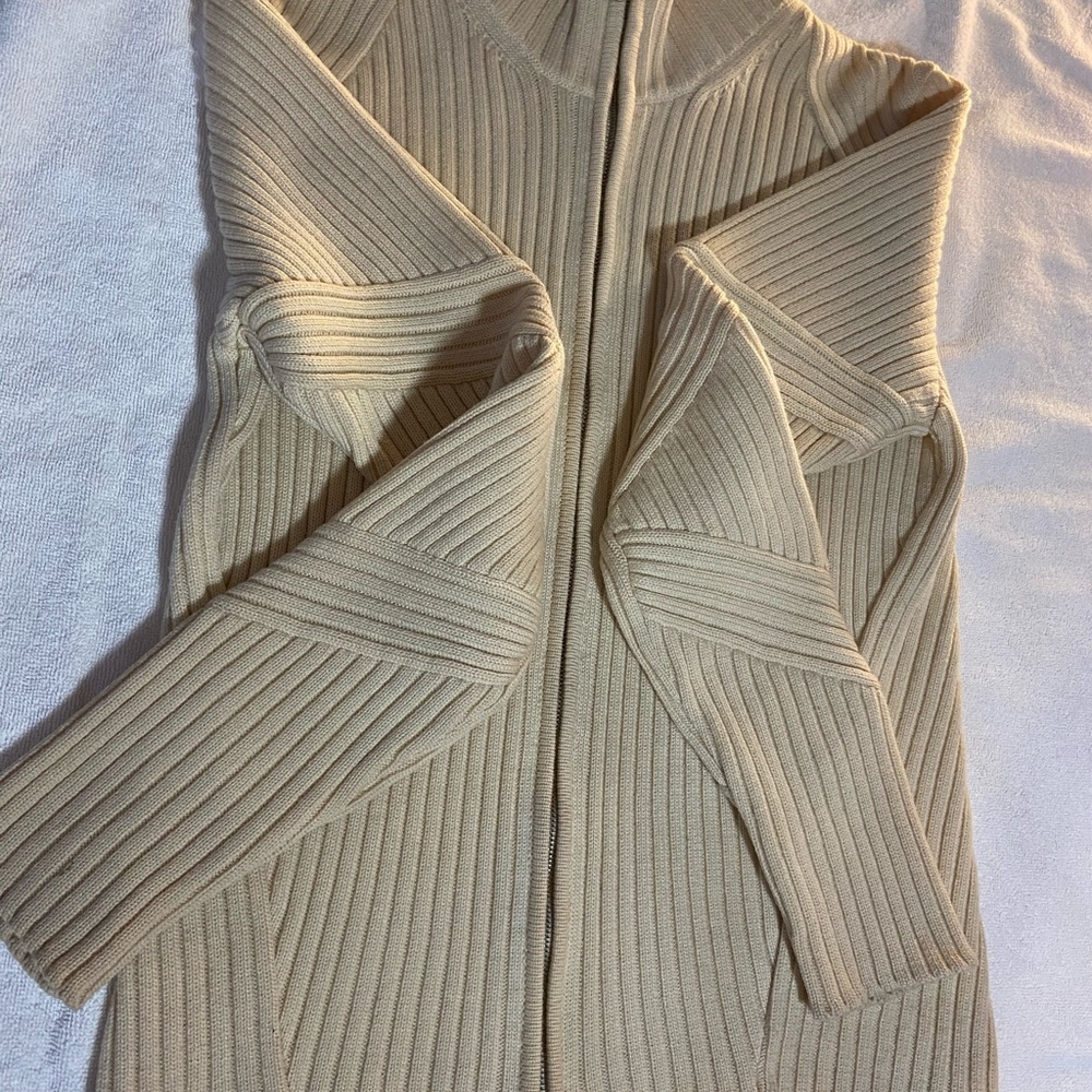Men’s sweater